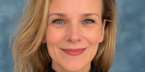 Foto: Ilse de Haan beëdigd als griffier van de gemeenteraad van Elburg