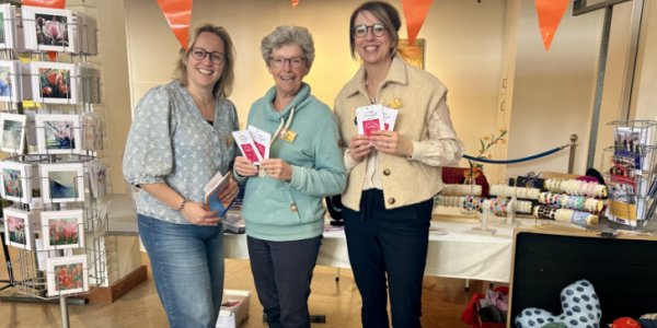 Foto: Lentefair in ’t Harde brengt 3550 euro op voor IntermeZZo